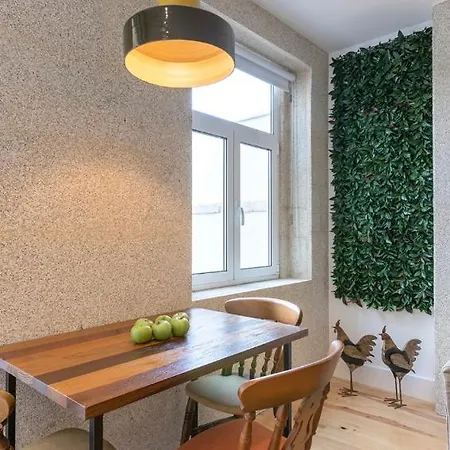 The Kiss - 1 Bedroom Apt With Terrace Porto